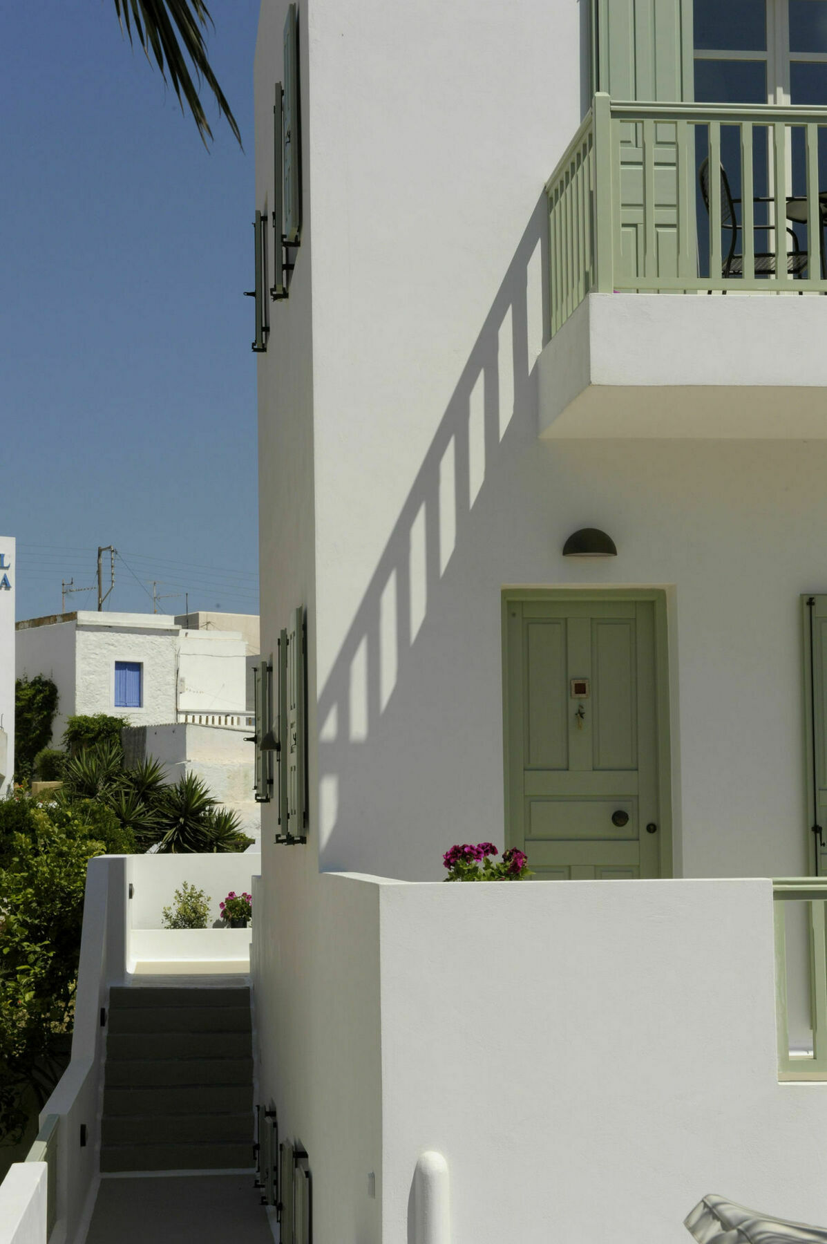 Almyris Hotel Adamantas  Exterior photo
